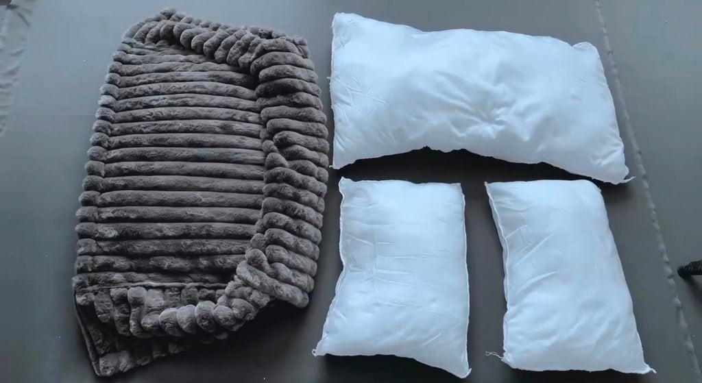 CANAPÉ LUXE + COUSSIN