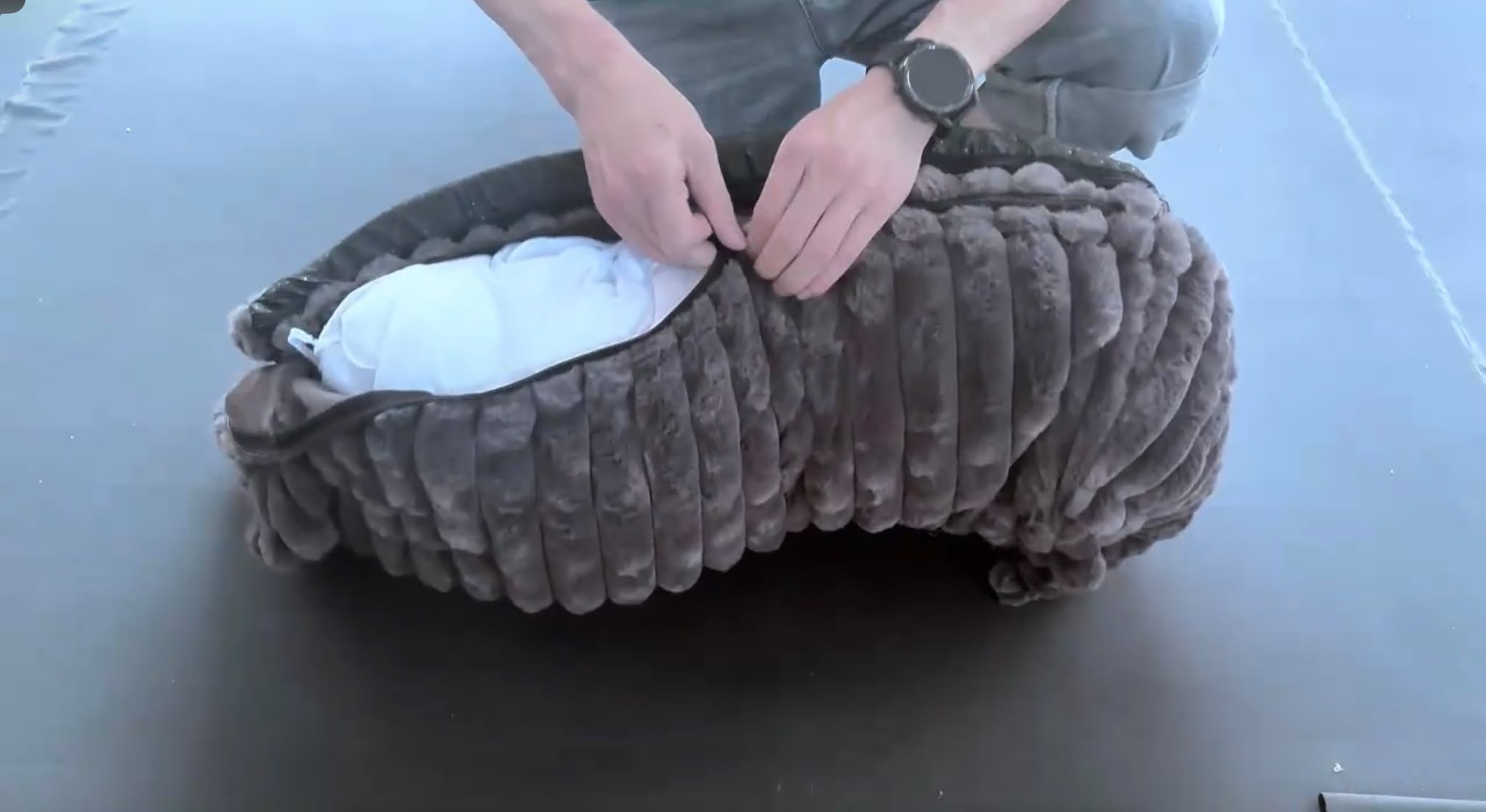 CANAPÉ LUXE + COUSSIN
